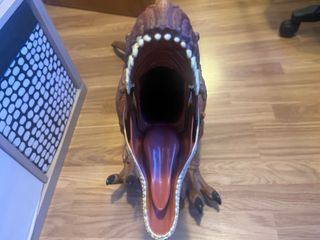 Juguete T-Rex a Escala