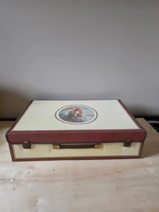 Completo letto matrimoniale ricamato