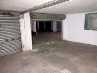 Garaje en venta en Banyoles