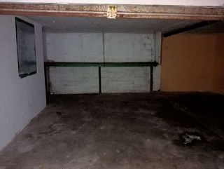 Garaje en venta en Banyoles