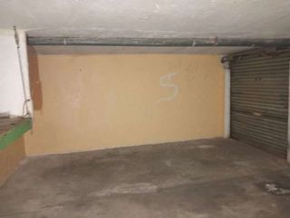 Garaje en venta en Banyoles