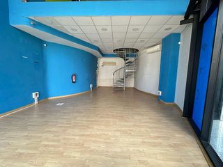 Local comercial en alquiler en Instituts - Universitat en Lleida