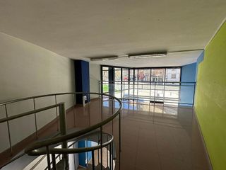 Local comercial en alquiler en Instituts - Universitat en Lleida