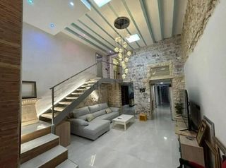 Chalet en alquiler en Mercado en Alicante