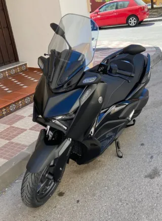 Yamaha XMAX 300 Tech MAX garantía 2028