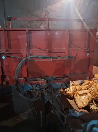 Tractor Massey Ferguson 1195 Y remolque 6000kg