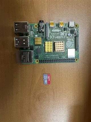 Raspberry Pi 4 4GB + SD 32GB