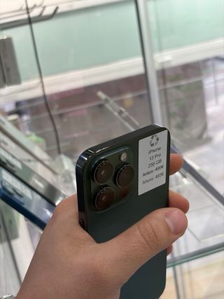 iPhone 13 Pro 256GB • Batería 100%