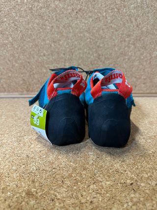 Pies de gato Simond Vibram nuevos Talla 39