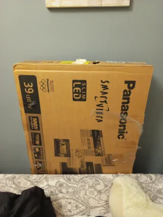 Televisor Panasonic 39 LED Negro,no tiene smart tv