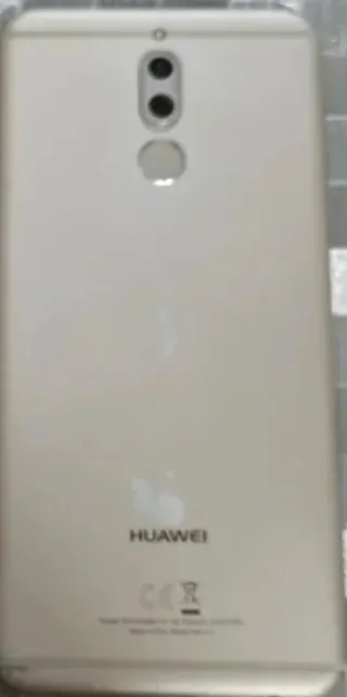 Huawei. Mate 10 Lite . 64 GB . Dorado