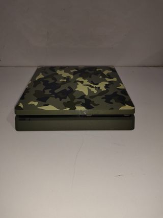 PS4 Edición WW2 Camuflaje + Mando Negro