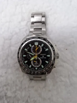 Reloj Seiko World Time Solar