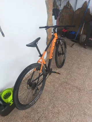 Bicicleta MTB Rally Rio Naranja