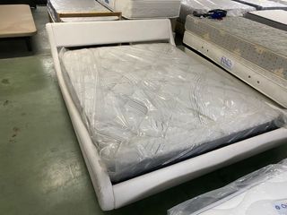 Cama polipiel + colchón 160x200