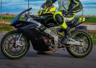 Derbi GPR  con preparación de circuito.