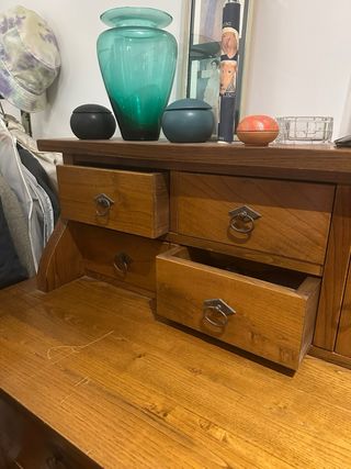 Credenza in legno massello