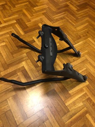 Soporte maleta moto
