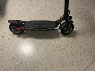 Patinete Eléctrico con Amortiguador Rojo