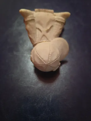 Statuina bimbo con coniglio