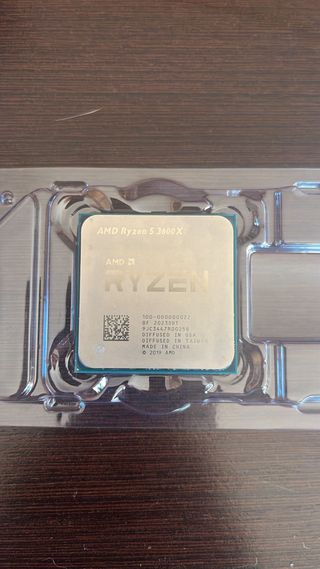 Procesador AMD Ryzen 5 3600X + disipador