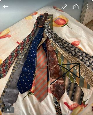 Pack 11 Corbatas con Corbatero
