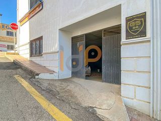 Local comercial en venta en Huércal-Overa