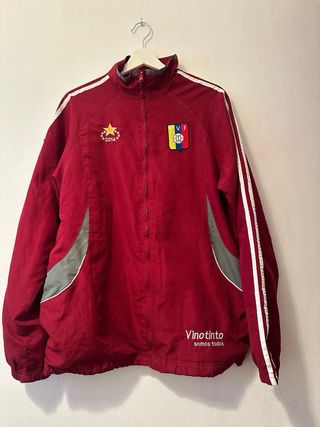 Chaqueta Cortavientos Deportiva Vinotinto