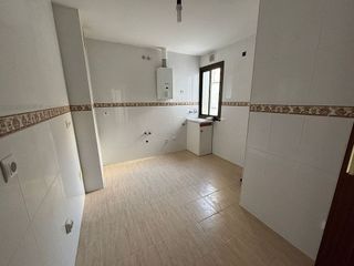 Piso en venta en Ctra. Circunvalación - La Magdalena en Jaén