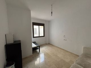 Piso en venta en Ctra. Circunvalación - La Magdalena en Jaén