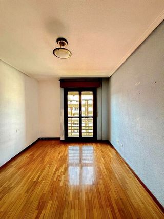 Piso en venta en Cascajos - Piqueras en Logroño