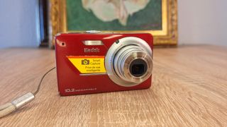 Cámara Kodak EasyShare M340 10.2MP Roja