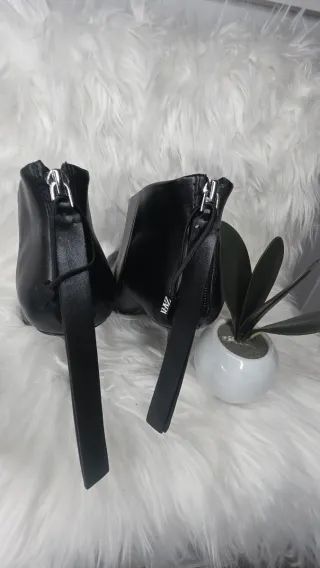 Botines Zara Tacón Stiletto Piel Elegantes