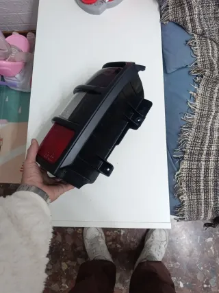 Piloto trasero izquierdo Mitsubishi Montero 1998