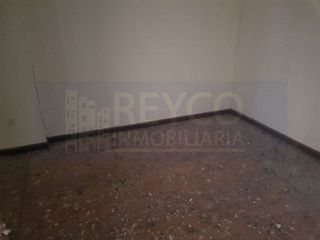 Edificio en venta en Haro