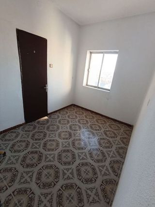 Piso en venta en Linares
