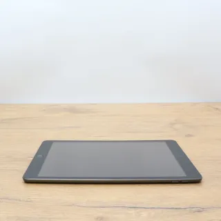 Tablet Apple iPad 7 A2197. Reacondicionado