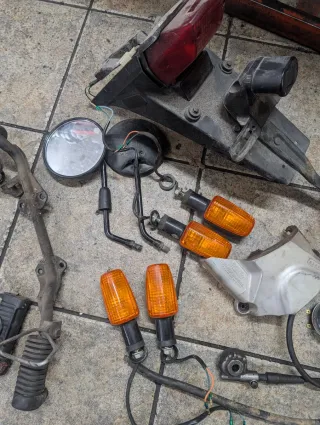 Despiece Honda XR 125 - Faro Delantero