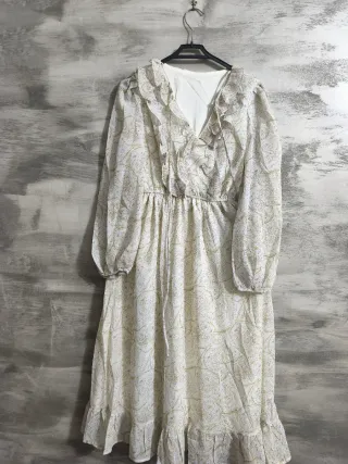 Lotto 25 vestiti bianchi taglia unica