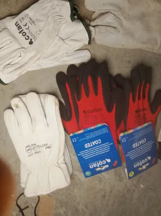 Guantes de trabajo OXXA y cofan