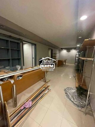 Local comercial en alquiler en Instituts - Universitat en Lleida