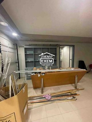 Local comercial en alquiler en Instituts - Universitat en Lleida