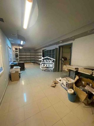 Local comercial en alquiler en Instituts - Universitat en Lleida