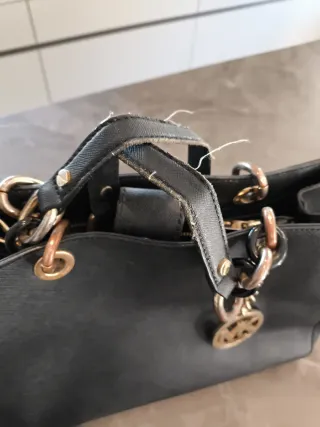 Bolso Michael Kors Negro y Dorado