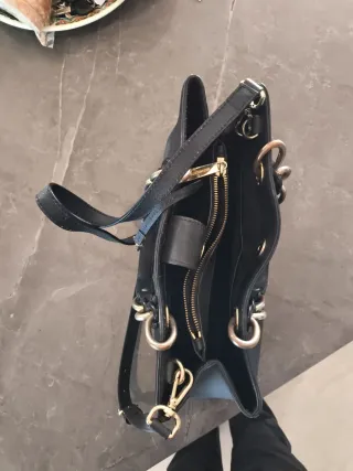 Bolso Michael Kors Negro y Dorado