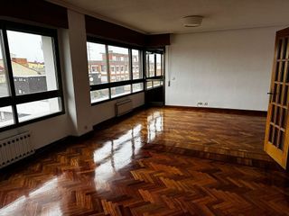 Piso en alquiler en Centro en Palencia