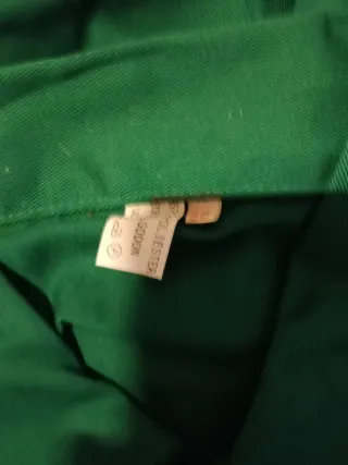 Mono de trabajo verde