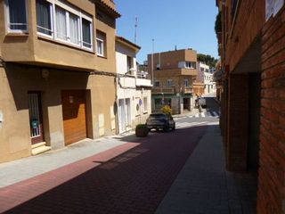 Garaje en alquiler en Sant Just Desvern