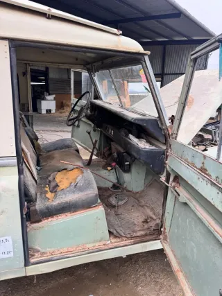 land Rover santana santana 1500