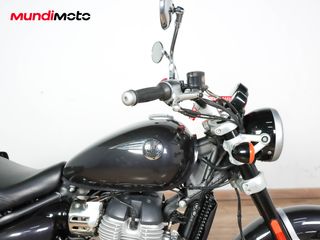 ROYAL ENFIELD SUPER METEOR 650